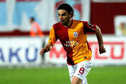 Herkesin gözü onda