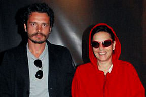 Kırmızı Başlıklı Kız