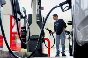 Benzinde kültür vergisi kalkıyor!