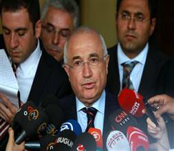 "Yeni anayasa en makul sürede bitecek"