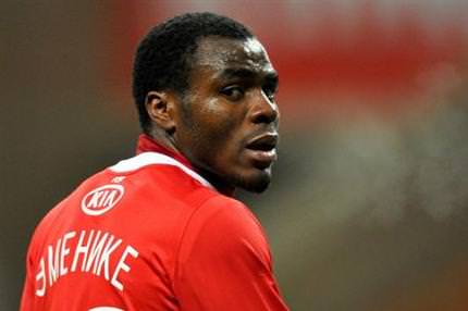 Emmanuel Emenike olay çıkardı!