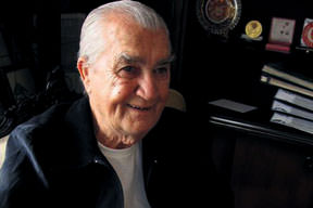 Koca çınar devrildi