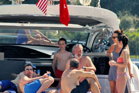 Çeşme sezonu açıldı