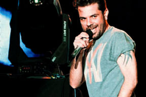 Gençler Kenan'la coştu