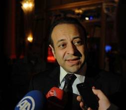 "Tankları yürütmek bayram kutlaması değil"