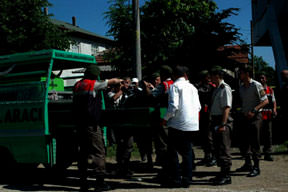 Baldızdan 20 bıçak