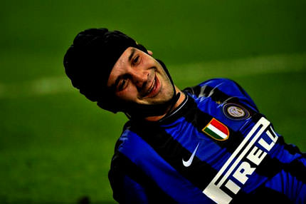 Chivu’nun gelişi Becali’ye yarayacak