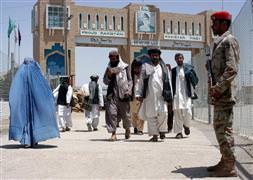 Pakistan'da enerji açığı giderek büyüyor