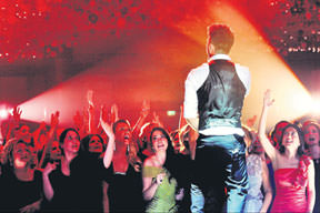 Minik kalplere dev destek