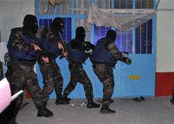 Ankara'da dev operasyon: 194 gözaltı