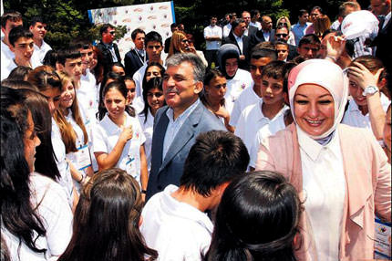 Gül fena fırca atar