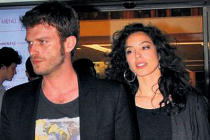 Suskunları oynadılar!