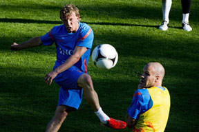 Fener'de Kuyt sesleri