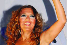 Demet'in twett şikayeti var