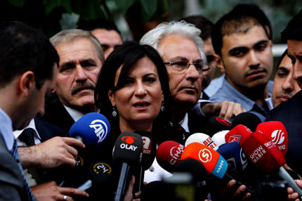 Komisyona ’darbe’ yağdı