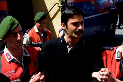 ’Öğrenciler örgüt üyesi’