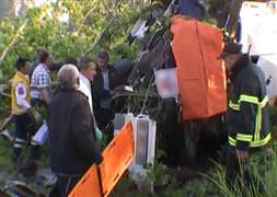 Kütahya'da yolcu otobüsü devrildi