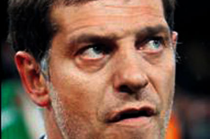 Sen misin Slaven Bilic’i öpen!