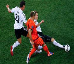 Panzerler Portakal'ın suyunu sıktı!