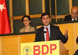 "PKK silah bıraksın"