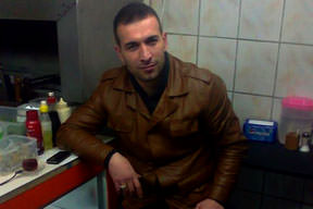 Sevdiği kız için vuruldu