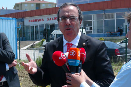 İsrail’e toprak satışı tartışması