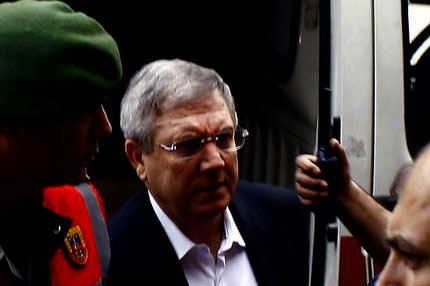 Beni derin devlet dinledi