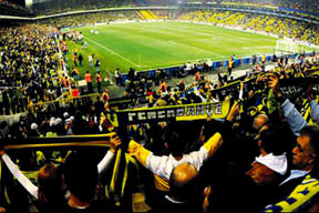 Kadıköy'ün kapısı açık