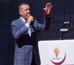 Başbakan'a fahri doktora unvanı