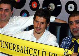 "Beni Fenerbahçeli Emre olarak bilsinler"