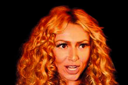 Akrabalarıyla sabahladı