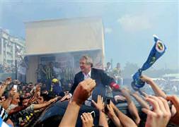 Aziz Yıldırım artık serbest