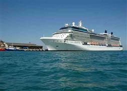 İzmir'e 9 bin 500 turist geldi