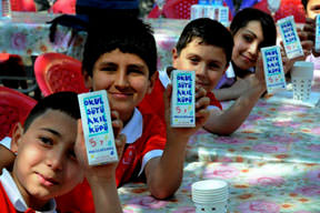 Sütün yararlarını ünlüler anlatacak