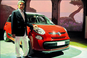 Facebook'a bağlanıyor kahve keyfi sunuyor