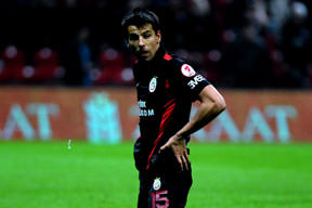 Milan Baros'a eş desteği