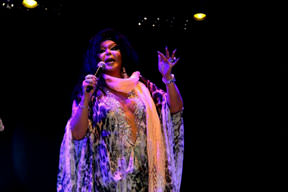 Diva'nın koltuk krizi