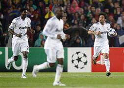 Ezeli rakipler Diarra için kapışıyor