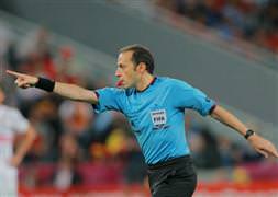 Cüneyt Çakır Avrupa'nın en iyi 2. hakemi