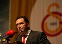 Cimbom'dan Fener'e 'tarla'lı gönderme