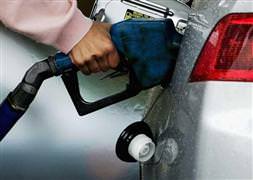 Akaryakıta zam geldi