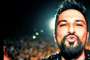 Tarkan Türkiye'yi TIRlattı