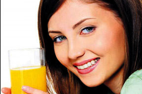Portakal suyu güzelleştiriyor