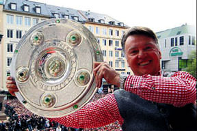 Van Gaal Kartal'ın kapsından dönmüş!