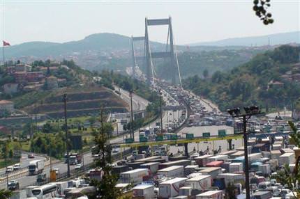 FSM'de 4 şerit trafiğe açıldı
