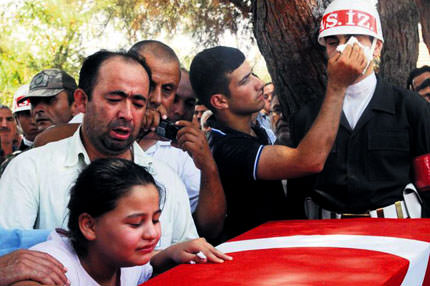 Şehit babaya veda