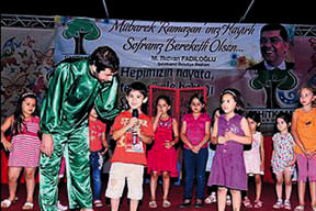 Ramazan'da çocuklar eğleniyor