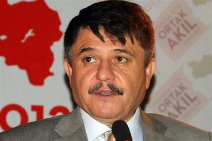 Karanlık güçler oyunlarına devam ediyor