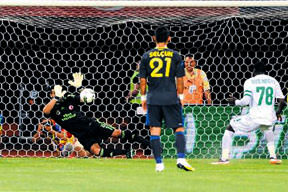 Volkan tuttu Kanarya uçtu