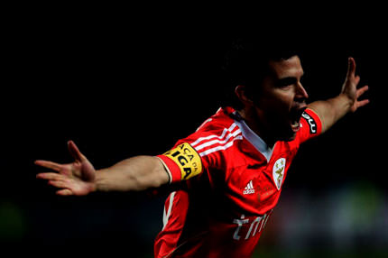 Fırtına’da rota Saviola